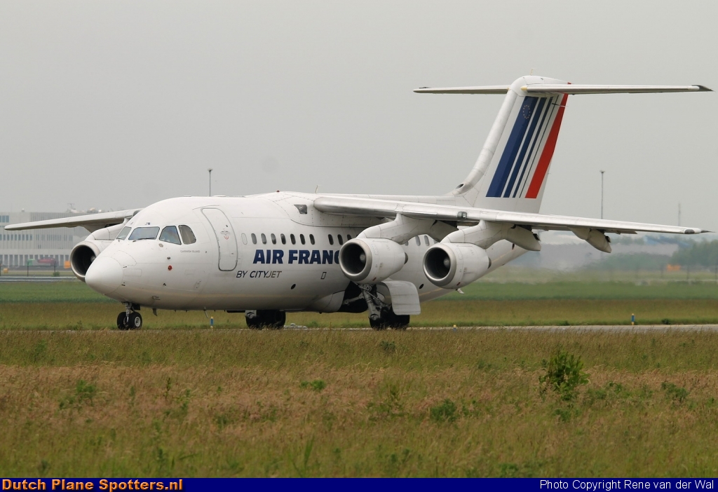 EI-RJW BAe 146 Cityjet (Air France) by Rene van der Wal