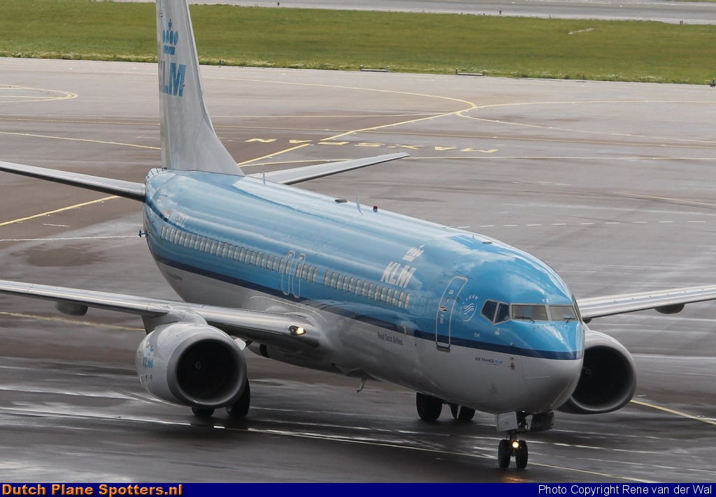 PH-BXZ Boeing 737-800 KLM Royal Dutch Airlines by Rene van der Wal