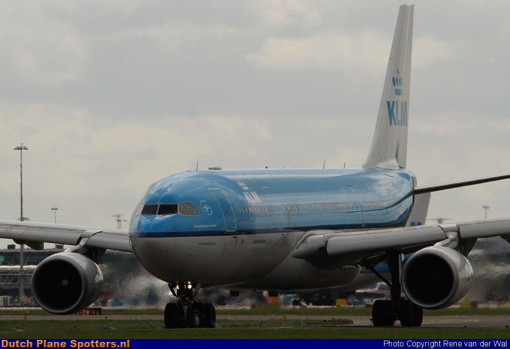 PH-AOL Airbus A330-200 KLM Royal Dutch Airlines by Rene van der Wal