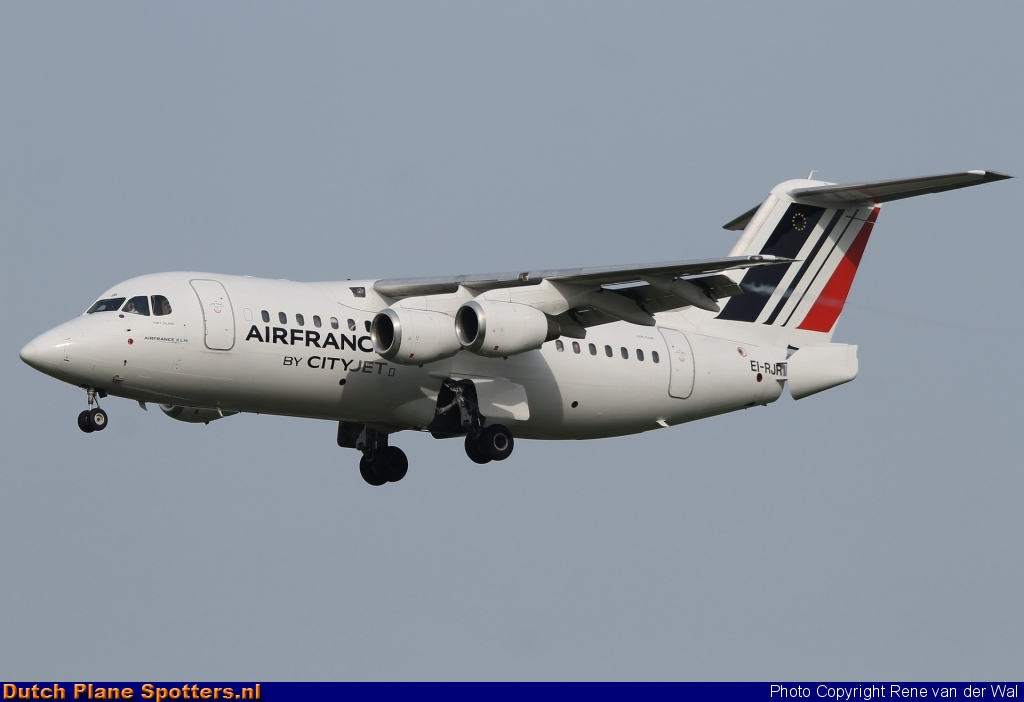 EI-RJR BAe 146 Cityjet (Air France) by Rene van der Wal