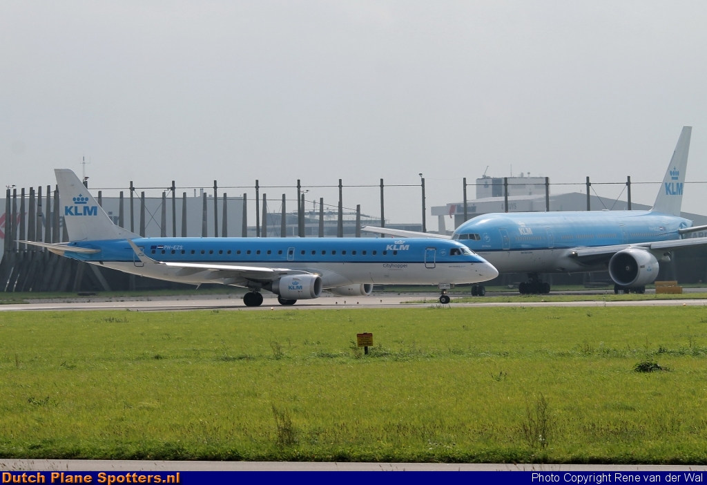 PH-EZS Embraer 190 KLM Cityhopper by Rene van der Wal