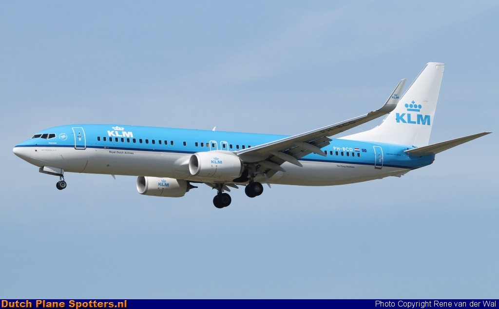PH-BCD Boeing 737-800 KLM Royal Dutch Airlines by Rene van der Wal