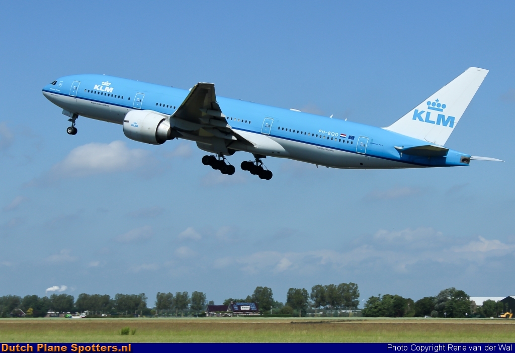 PH-BQD Boeing 777-200 KLM Royal Dutch Airlines by Rene van der Wal
