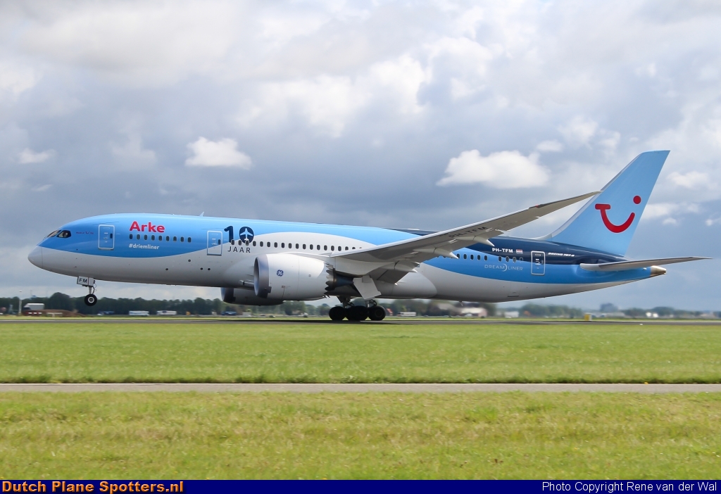 PH-TFM Boeing 787-8 Dreamliner ArkeFly by Rene van der Wal