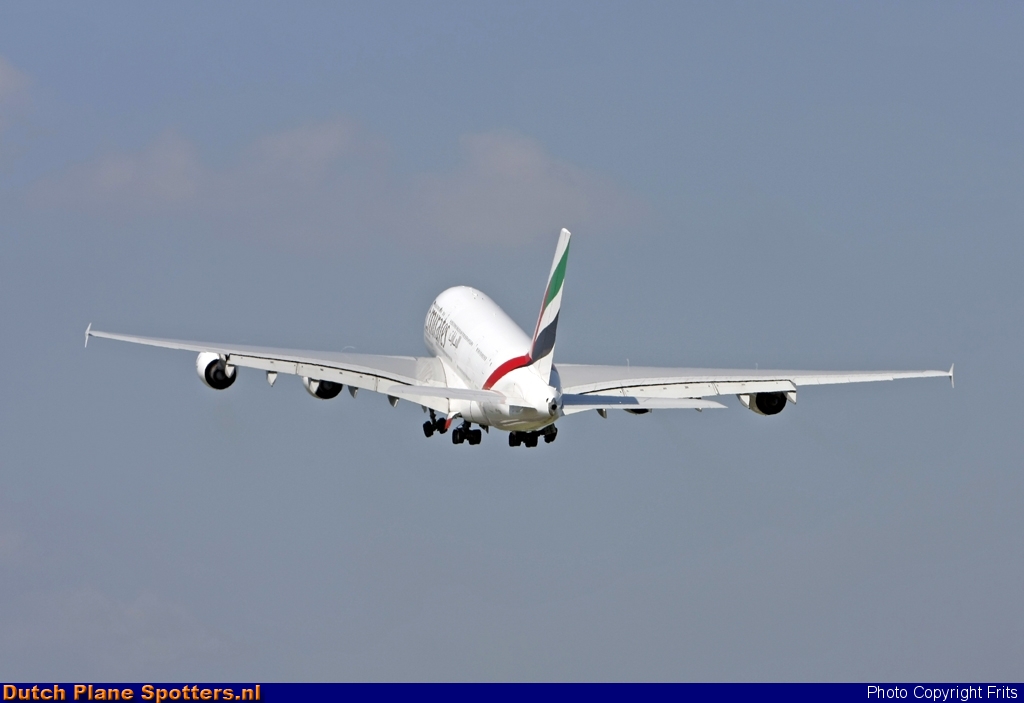A6-EEB Airbus A380-800 Emirates by Frits