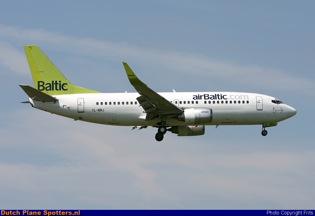 YL-BBJ Boeing 737-300 Air Baltic by Frits