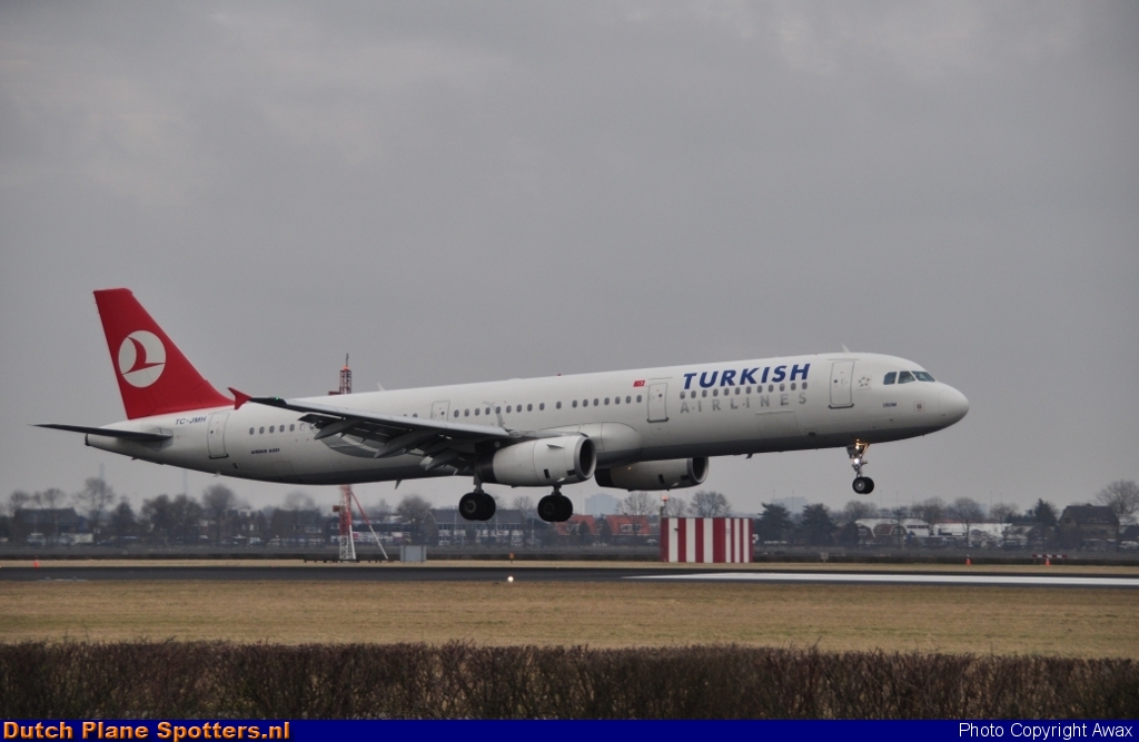 TC-JMH Airbus A321 Turkish Airlines by Awax