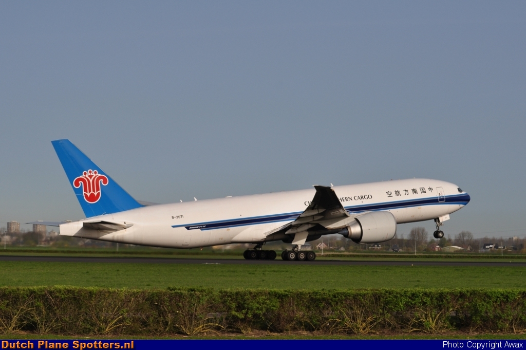 B-2071 Boeing 777-F China Southern Cargo by Awax