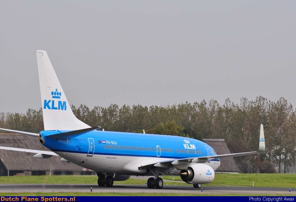 PH-BGU Boeing 737-700 KLM Royal Dutch Airlines by Awax