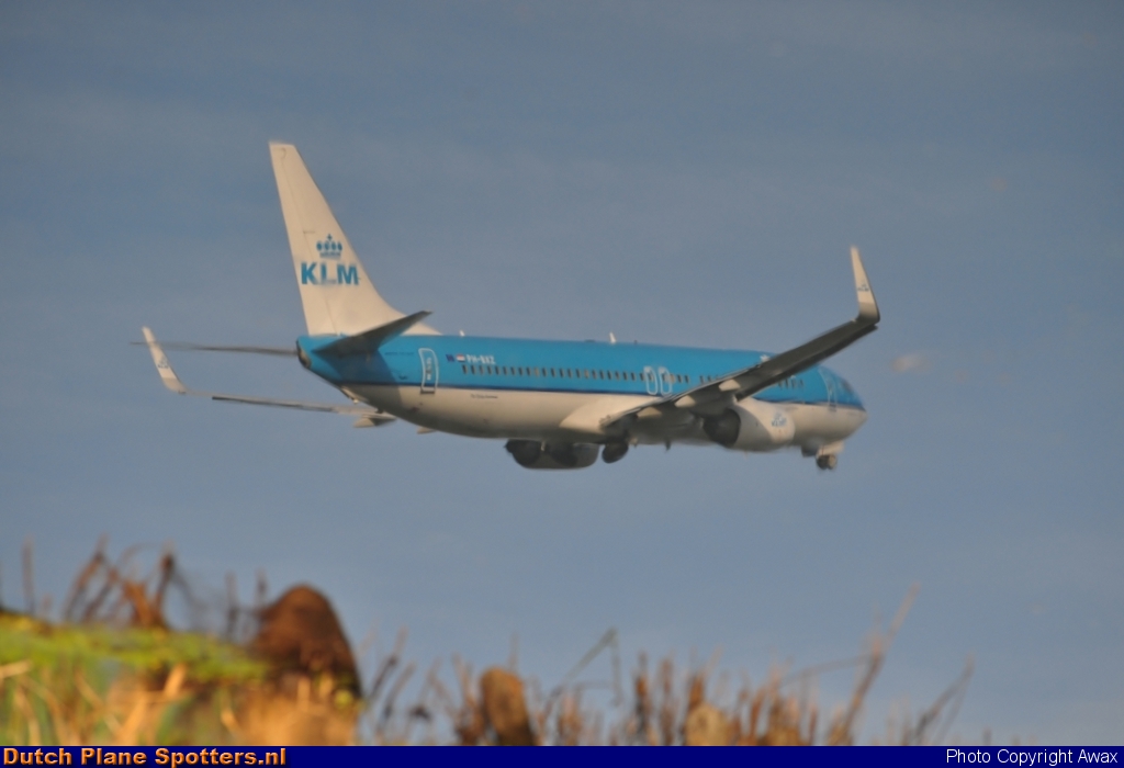 PH-BXZ Boeing 737-800 KLM Royal Dutch Airlines by Awax
