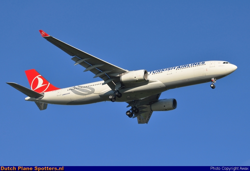 TC-JNJ Airbus A330-300 Turkish Airlines by Awax