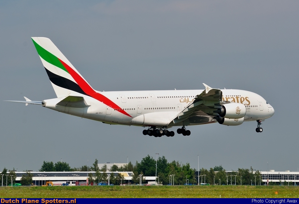 A6-EDJ Airbus A380-800 Emirates by Awax