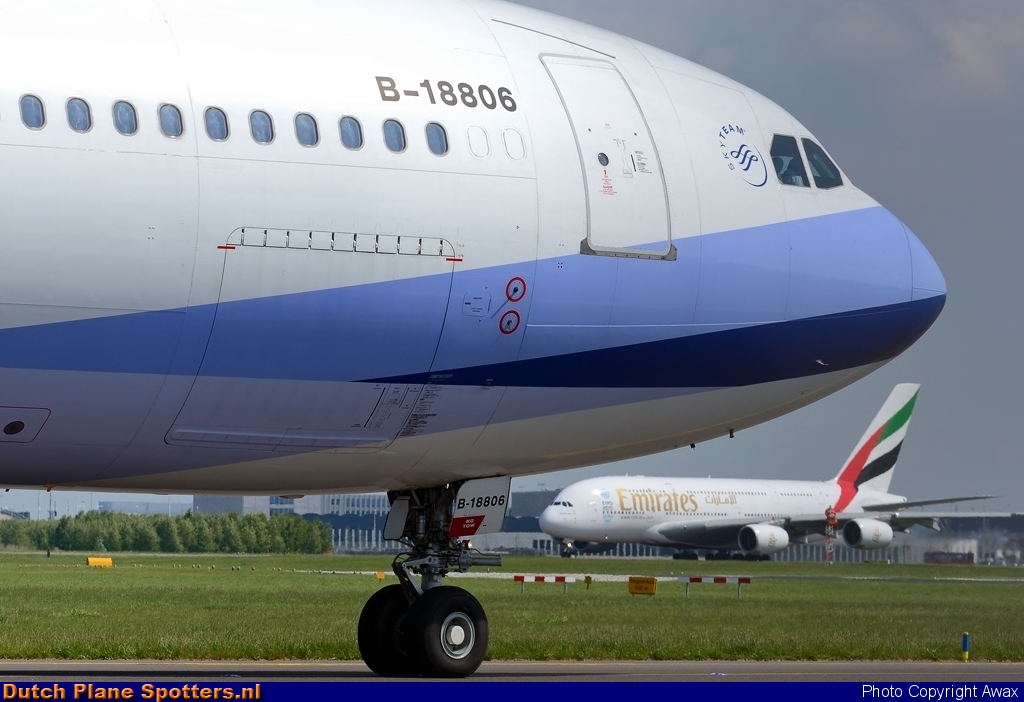 B-18806 Airbus A340-300 China Airlines by Awax