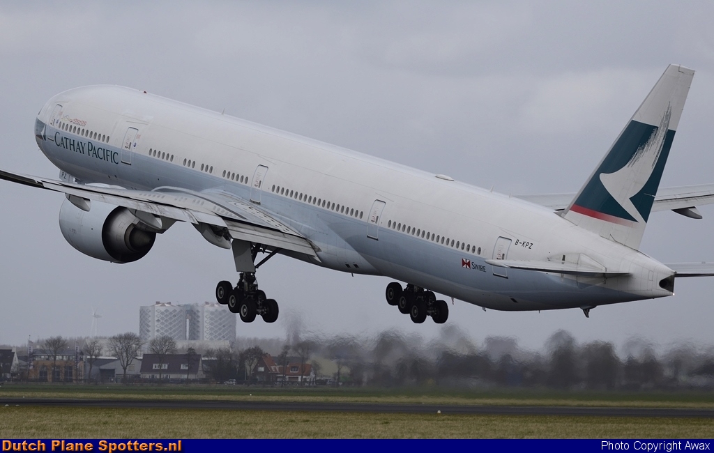 B-KPZ Boeing 777-300 Cathay Pacific by Awax