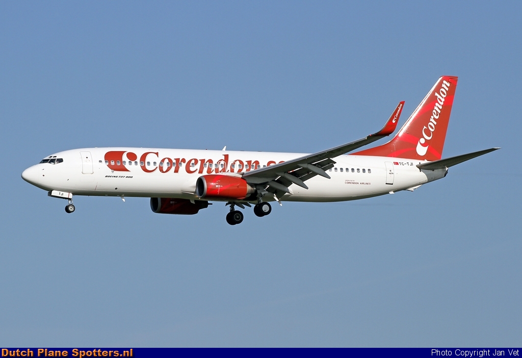 TC-TJI Boeing 737-800 Corendon Airlines by Jan Vet