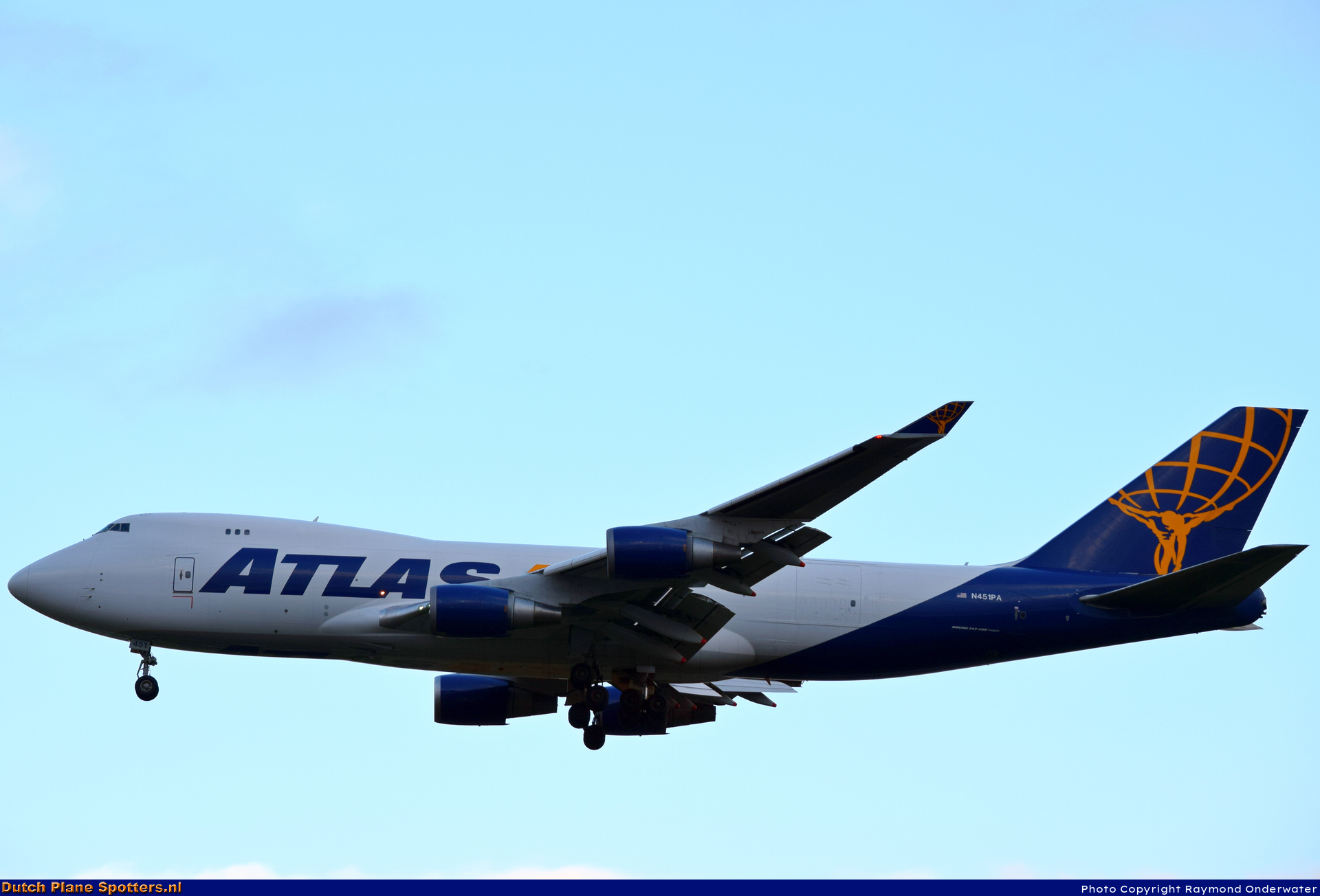 N451PA Boeing 747-400 Atlas Air by Raymond Onderwater