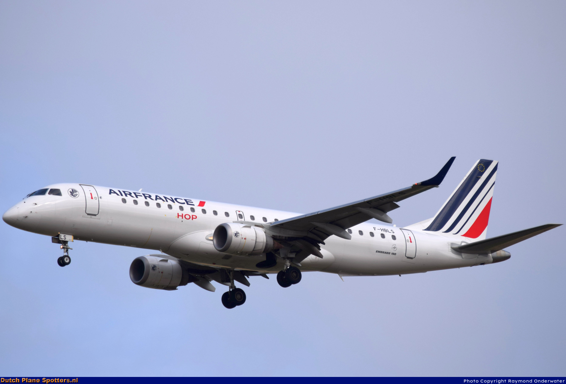 F-HBLS Embraer 190 Hop (Air France) by Raymond Onderwater