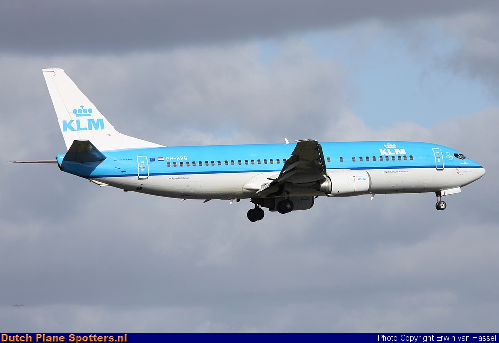 PH-BPB Boeing 737-400 KLM Royal Dutch Airlines by Erwin van Hassel