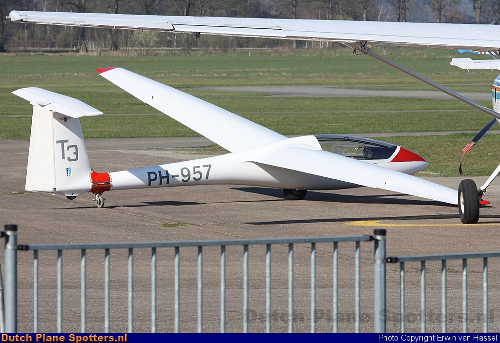 PH-957 PZLBielsko SZD-51 Junior Vliegclub Teuge by Erwin van Hassel