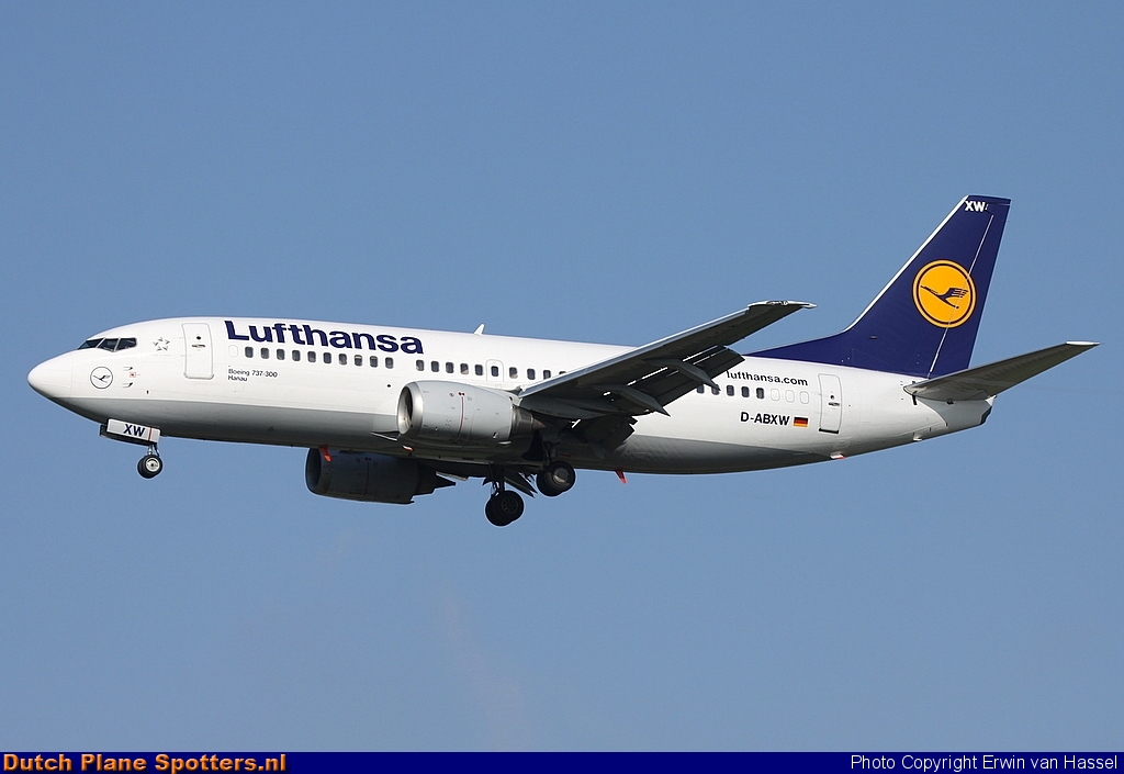 D-ABXW Boeing 737-300 Lufthansa by Erwin van Hassel