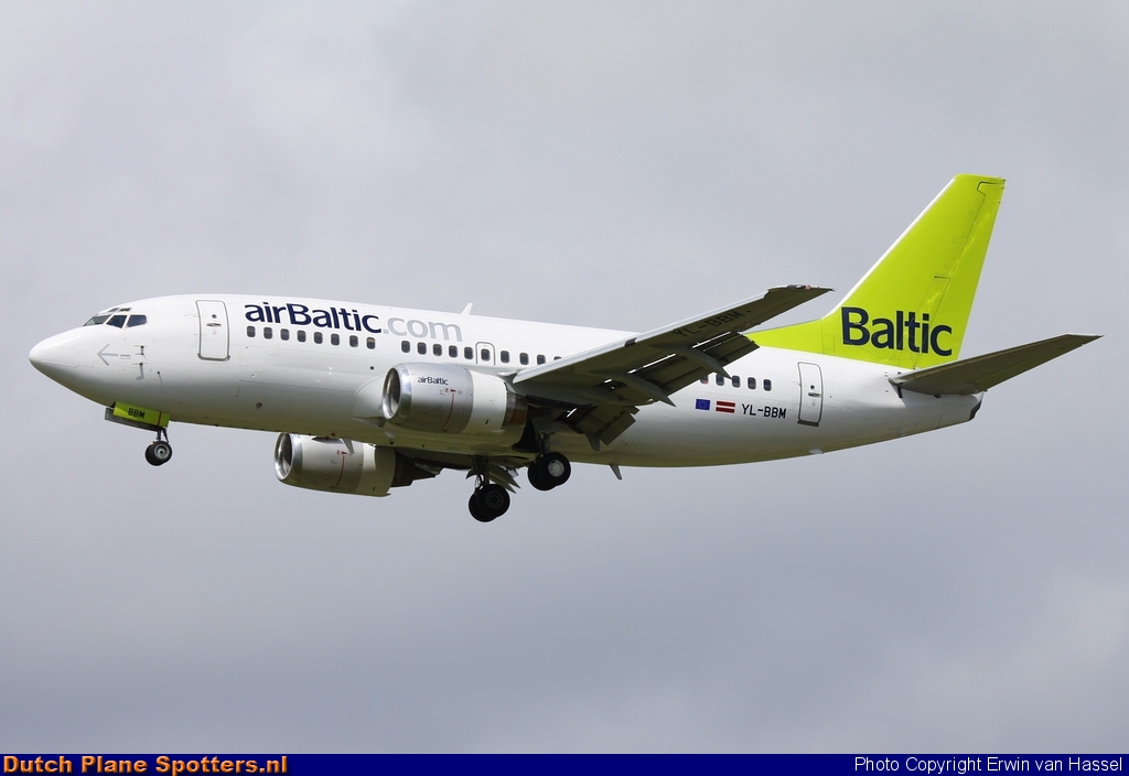 YL-BBM Boeing 737-500 Air Baltic by Erwin van Hassel
