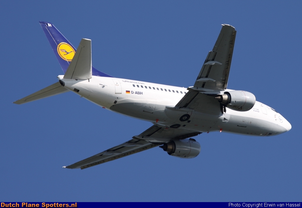 D-ABIH Boeing 737-500 Lufthansa by Erwin van Hassel