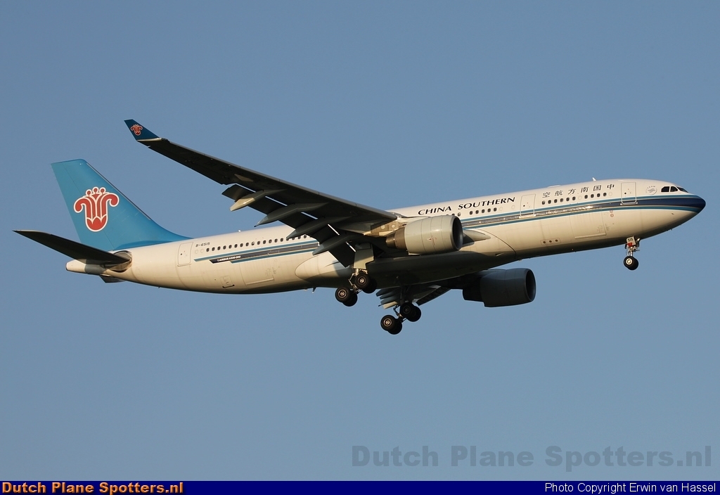 B-6515 Airbus A330-200 China Southern by Erwin van Hassel