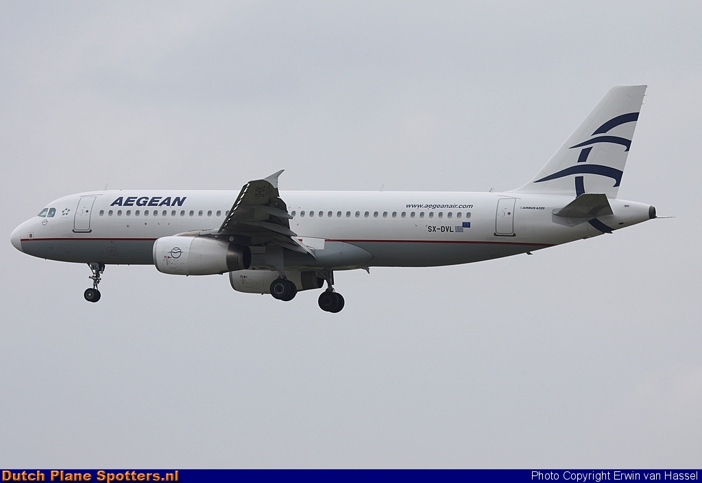 SX-DVL Airbus A320 Aegean Airlines by Erwin van Hassel