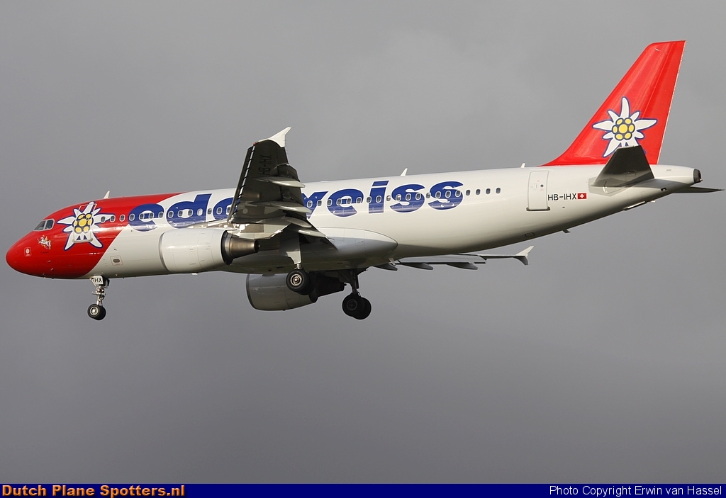 HB-IHX Airbus A320 Edelweiss Air by Erwin van Hassel