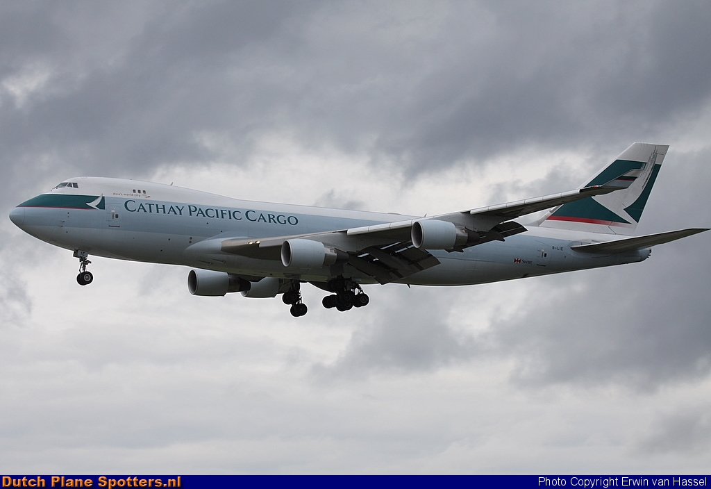 B-LIE Boeing 747-400 Cathay Pacific Cargo by Erwin van Hassel