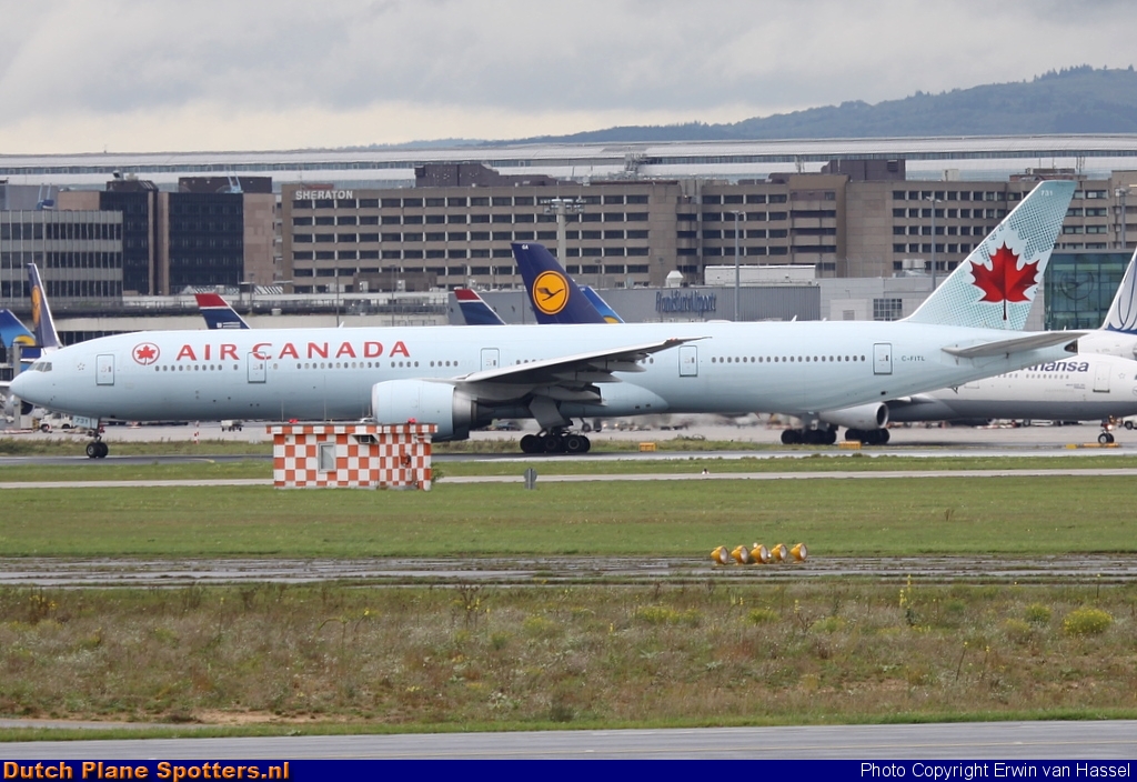 C-FITL Boeing 777-300 Air Canada by Erwin van Hassel