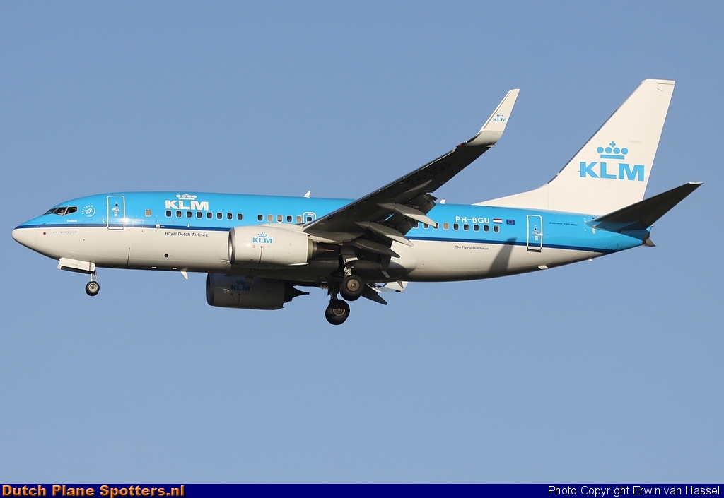 PH-BGU Boeing 737-700 KLM Royal Dutch Airlines by Erwin van Hassel