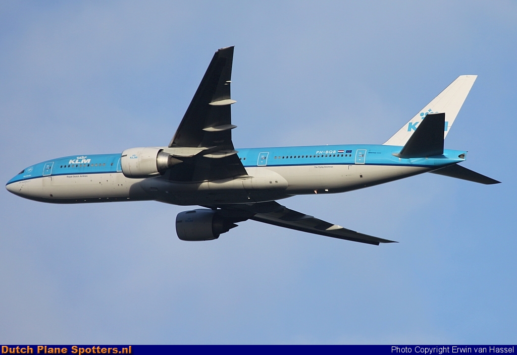 PH-BQB Boeing 777-200 KLM Royal Dutch Airlines by Erwin van Hassel