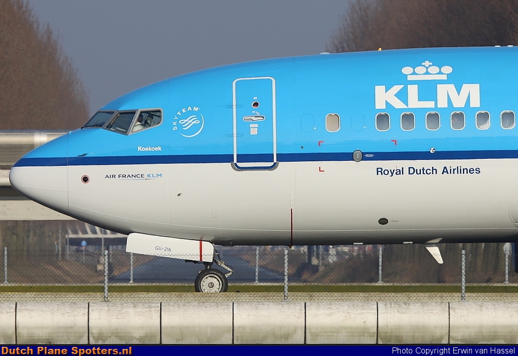 PH-BGU Boeing 737-700 KLM Royal Dutch Airlines by Erwin van Hassel