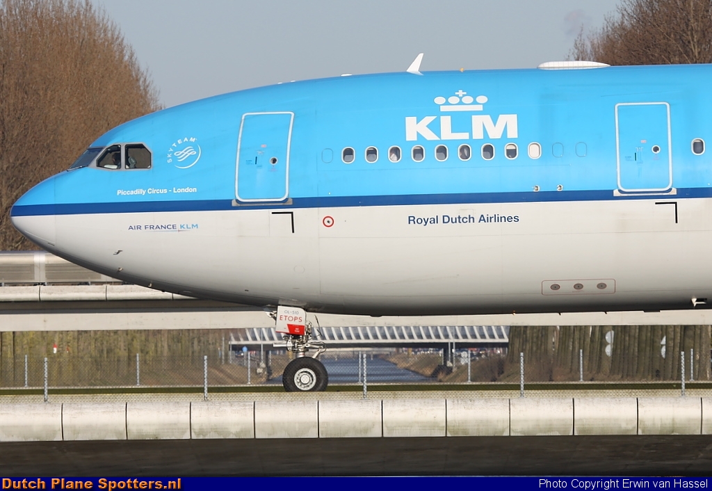 PH-AOL Airbus A330-200 KLM Royal Dutch Airlines by Erwin van Hassel