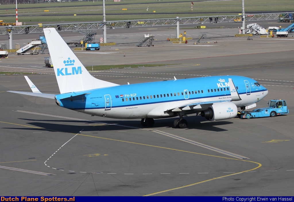 PH-BGP Boeing 737-700 KLM Royal Dutch Airlines by Erwin van Hassel