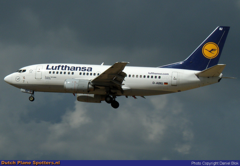 D-ABIU Boeing 737-500 Lufthansa by Daniel Blok