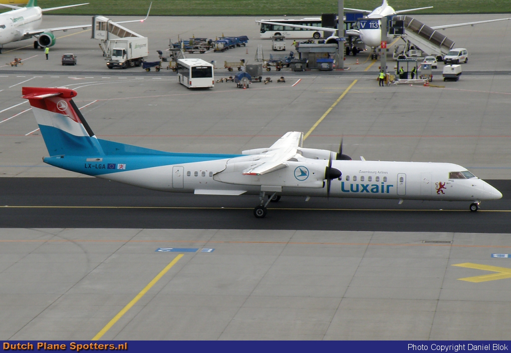 LX-LGA Bombardier Dash 8-Q400 Luxair - Luxembourg Airlines by Daniel Blok