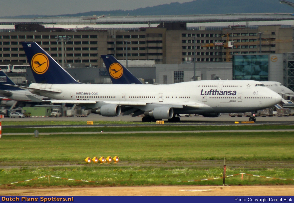 D-ABVX Boeing 747-400 Lufthansa by Daniel Blok