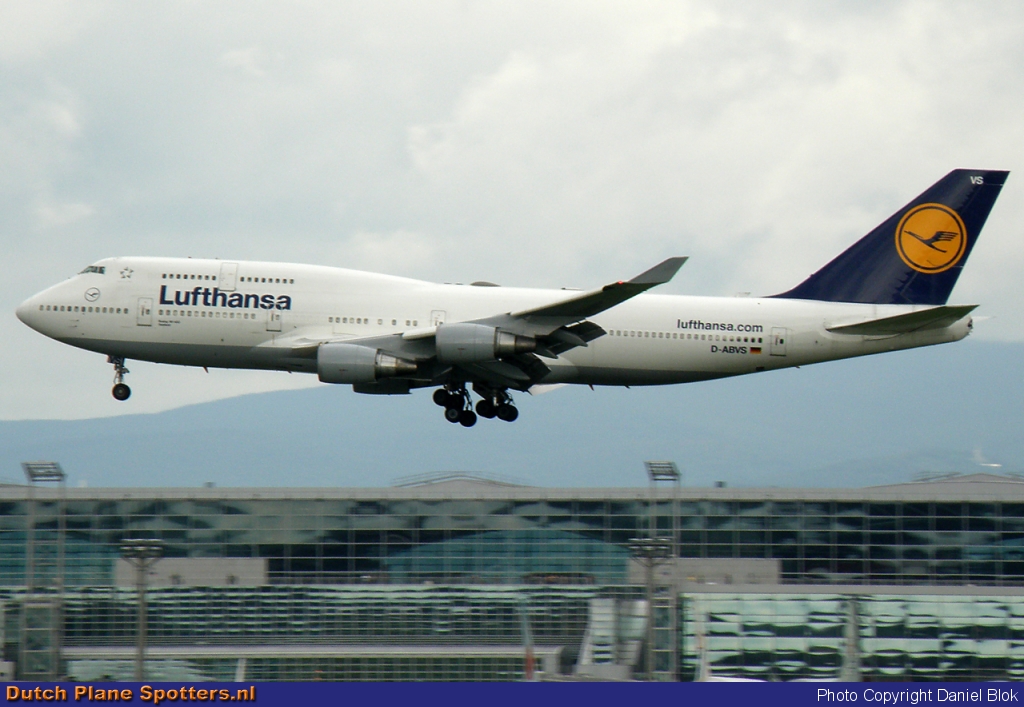 D-ABVS Boeing 747-400 Lufthansa by Daniel Blok