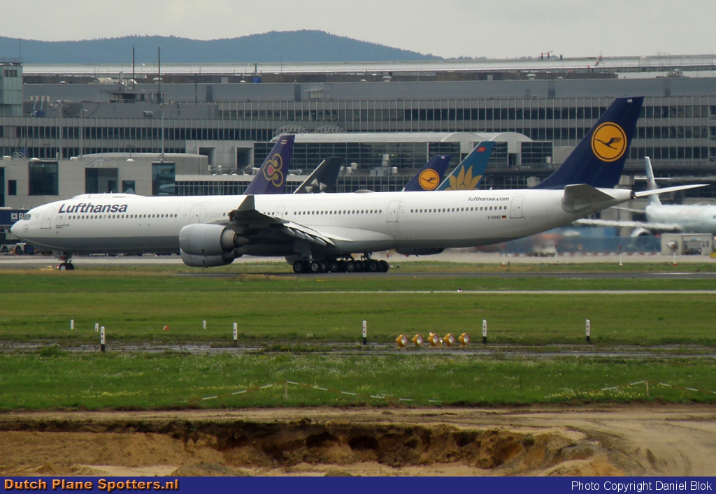 D-AIHD Airbus A340-600 Lufthansa by Daniel Blok