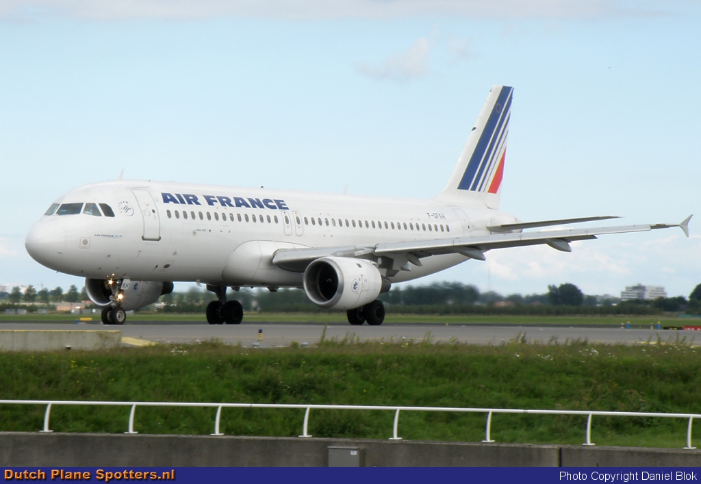 F-GFKH Airbus A320 Air France by Daniel Blok