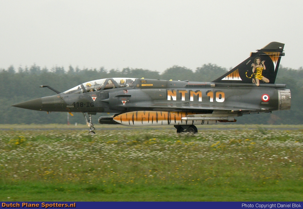 668 / 118-IG Dassault Mirage 2000 MIL - French Air Force by Daniel Blok