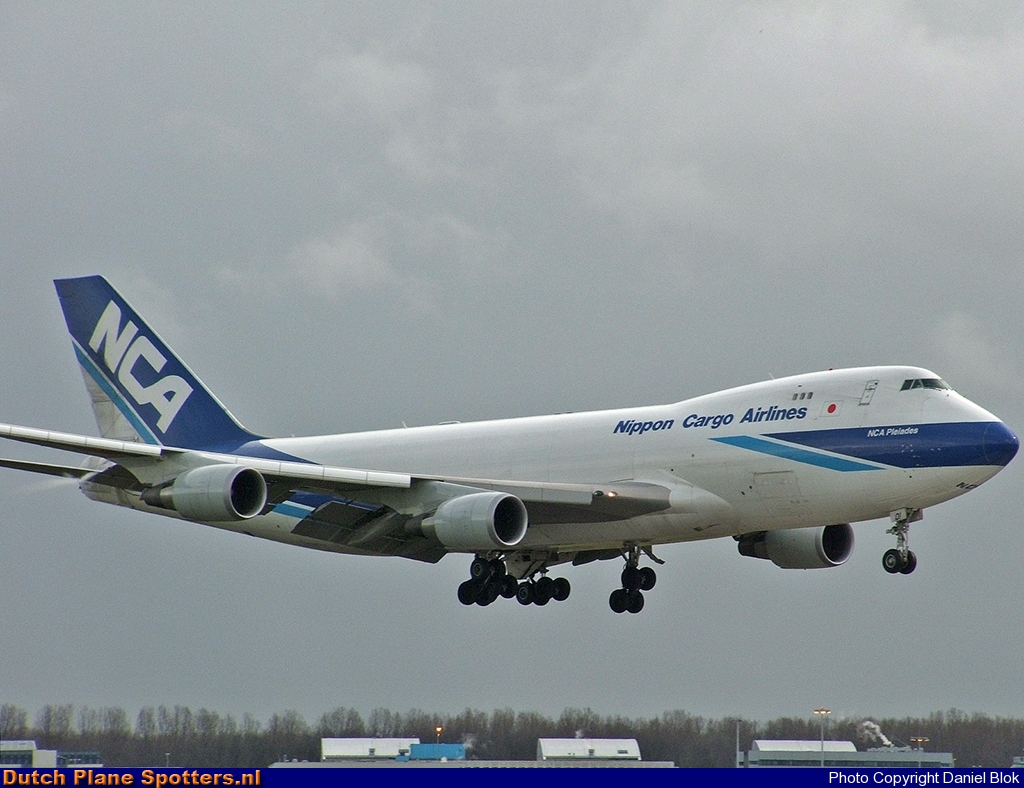JA01KZ Boeing 747-400 Nippon Cargo Airlines by Daniel Blok