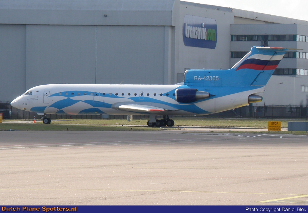 RA-42365 Yakovlev Yak-42 Aeroflot-Plus by Daniel Blok