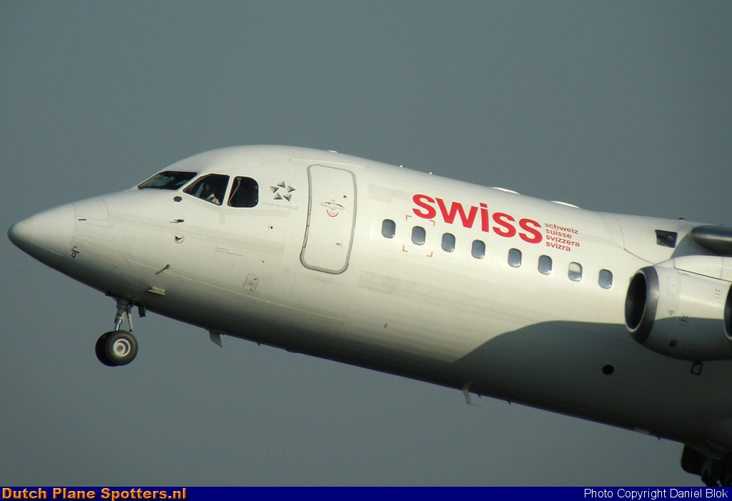 HB-IYQ BAe 146 Swiss International Air Lines by Daniel Blok