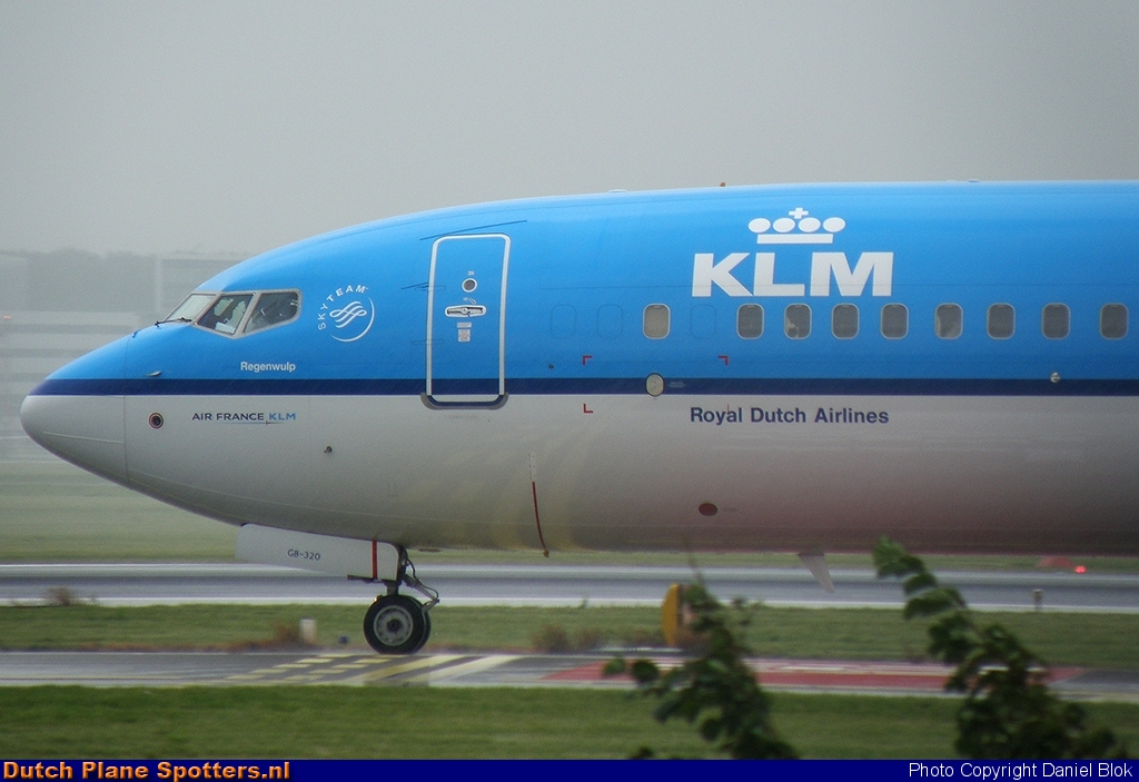 PH-BGB Boeing 737-800 KLM Royal Dutch Airlines by Daniel Blok