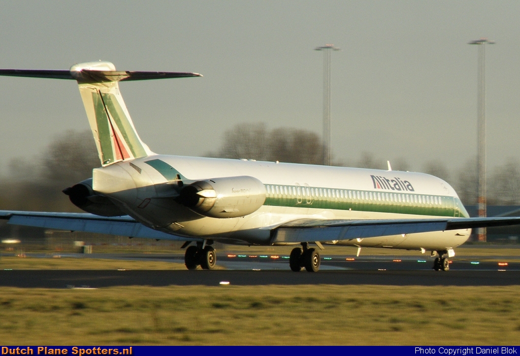I-DATU McDonnell Douglas MD-82 Alitalia by Daniel Blok