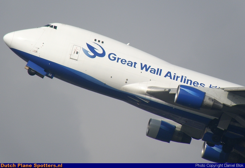 B-2433 Boeing 747-400 Great Wall Airlines by Daniel Blok