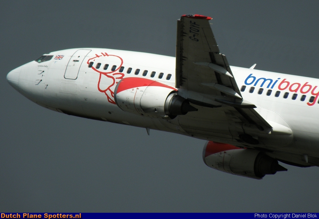 G-TOYF Boeing 737-300 BMI Baby by Daniel Blok